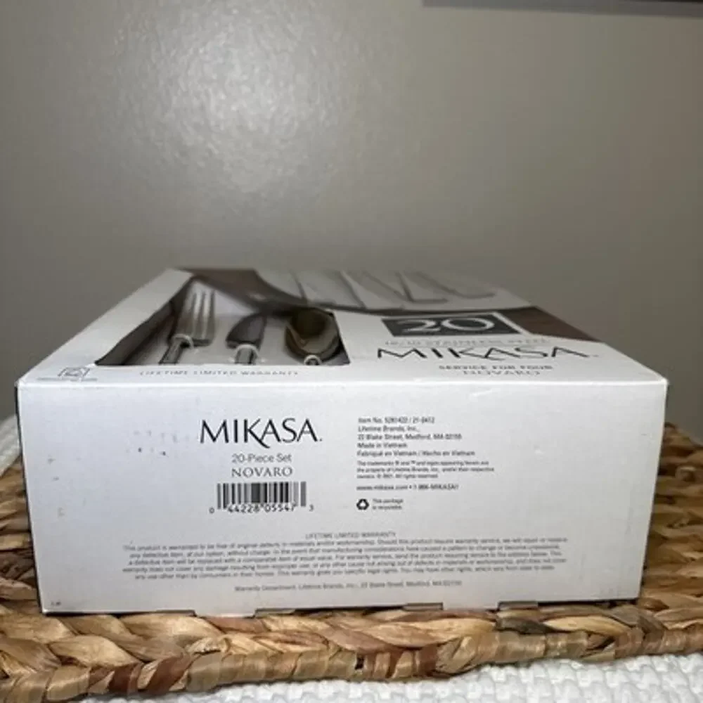 Mikasa Novaro 20pcs Flatware Set Service for Four Stainless Steel New In Box